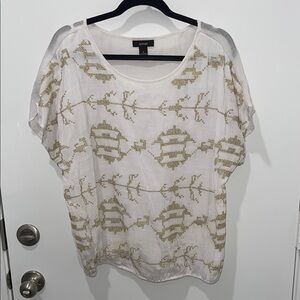 Alfani White and Gold design Women's Shirt Size Medium